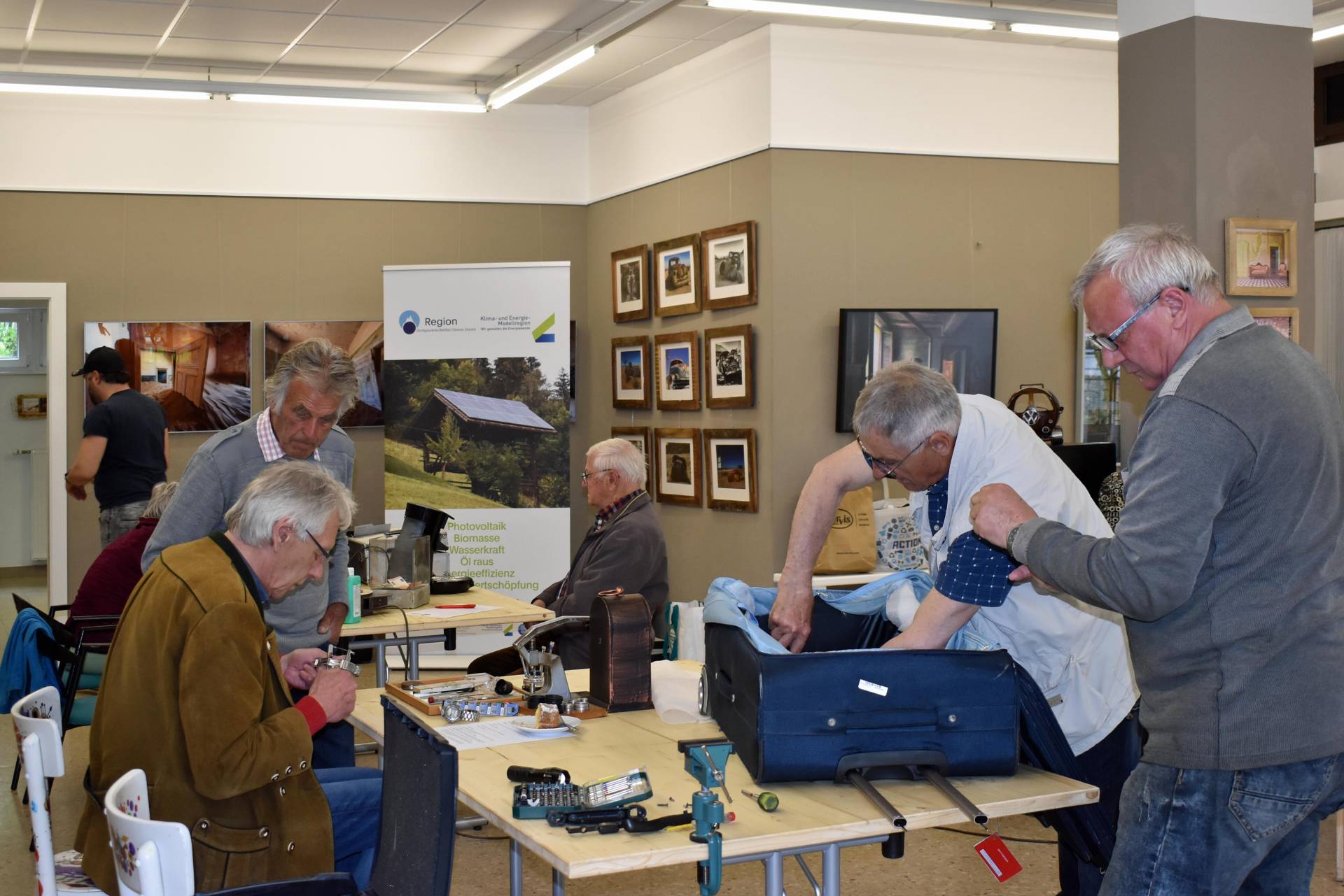 Gut etabliert ist das Reparatur Caf&eacute; in Obervellach. Foto: privat