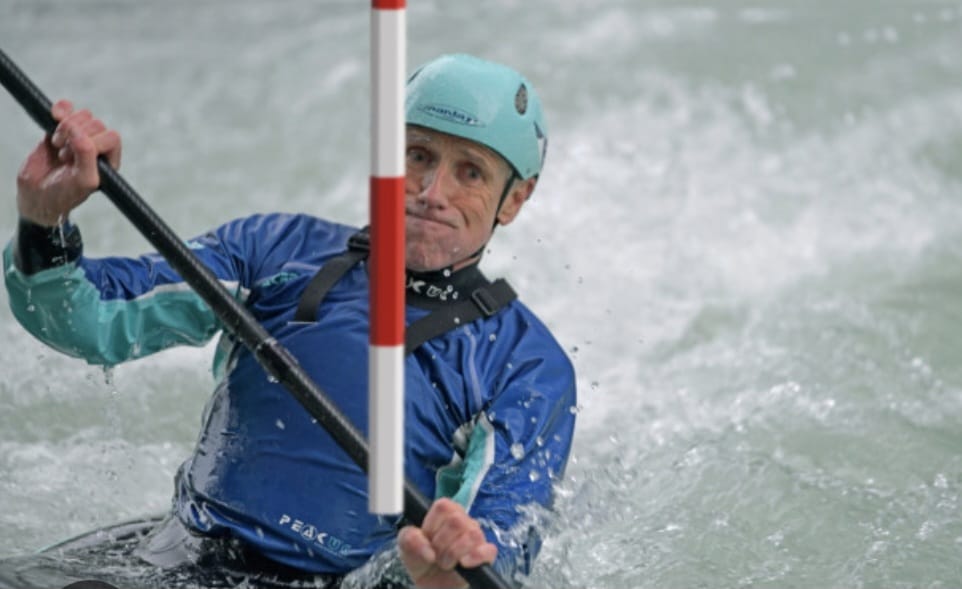 Kajakpaddler Ed Wolfhardt (65) ist kurzfristig eingesprungen und macht das Team wieder komplett. Foto: Privat
