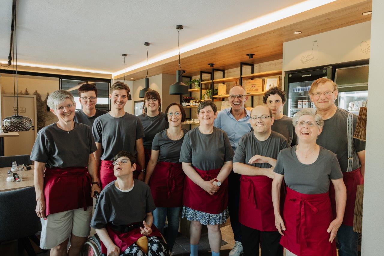 Neue Arbeitsm&ouml;glichkeiten f&uuml;r das Lebenshilfe Team ergeben sich in der "Stro&szlig;a Speis", Foto: Elias Bachmann