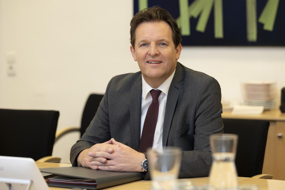 LR Ren&eacute; Zumtobel