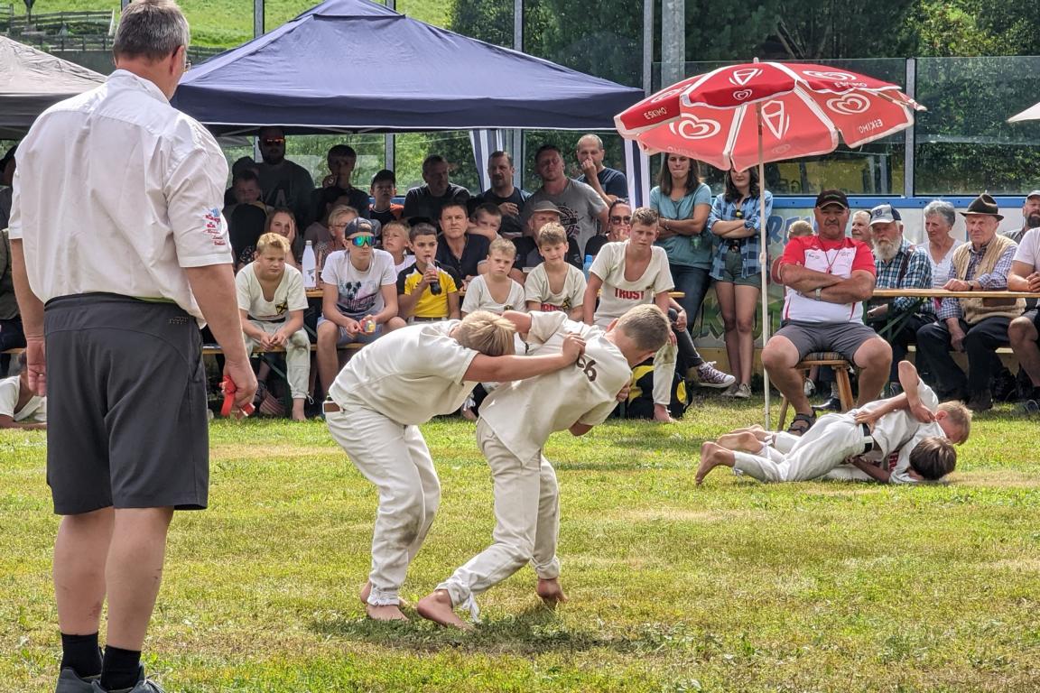 Spannende K&auml;mpfe in Virgen: Foto: Knorr