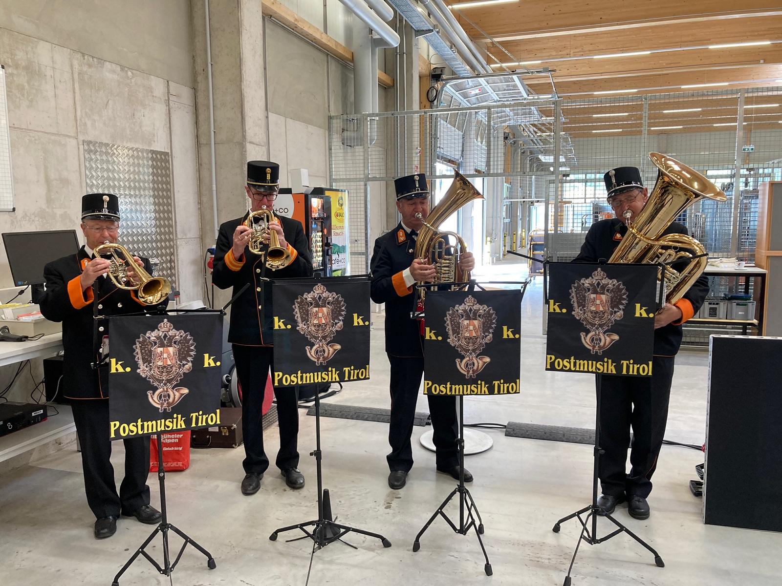 Die Post Musik Tirol spielte auf. Foto: Stangl
