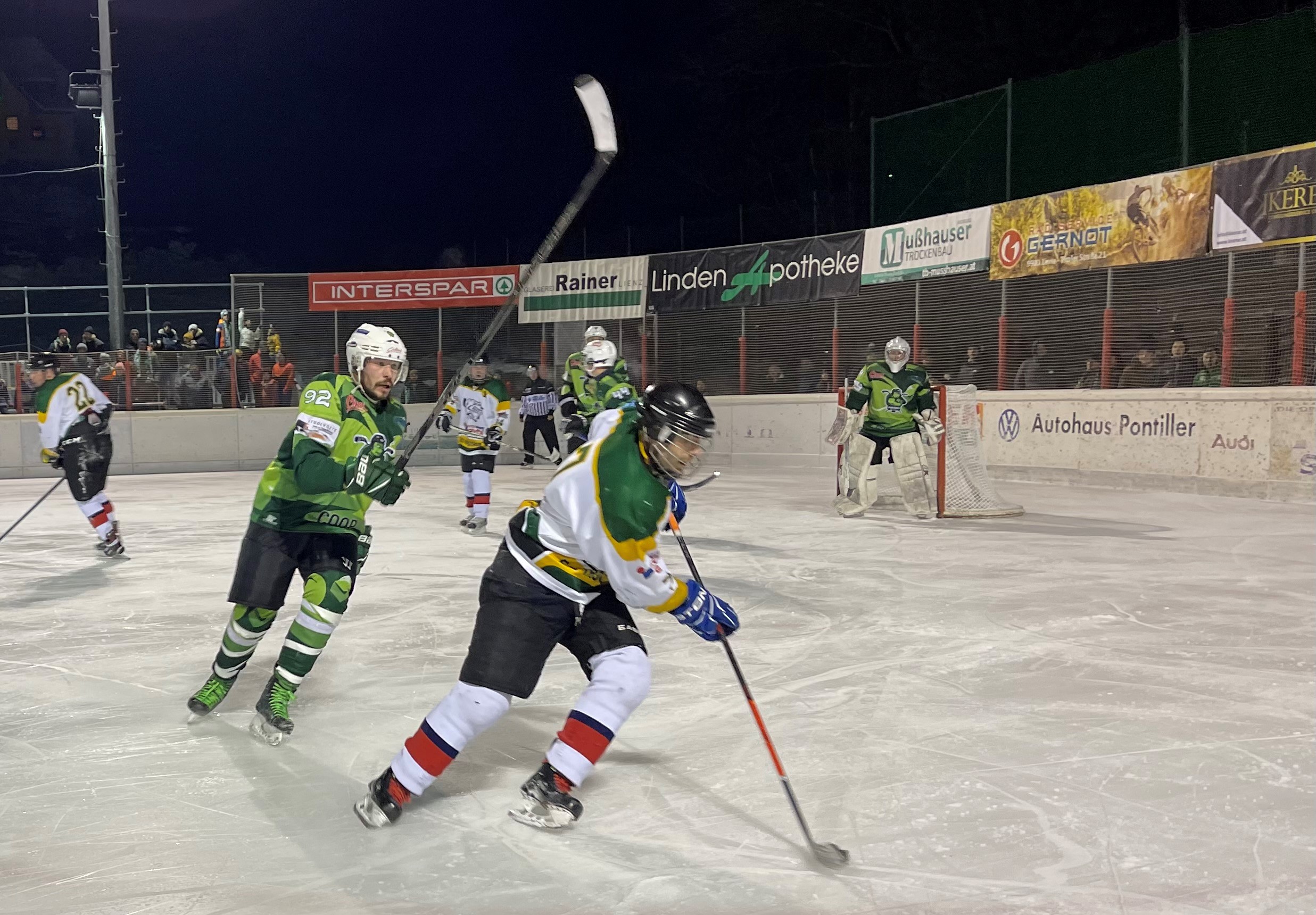 Aus dem Saisonziel &bdquo;ein Punkt und keine zweistelligen Niederlagen&ldquo; wurde der Meistertitel, Foto: EH Turtles