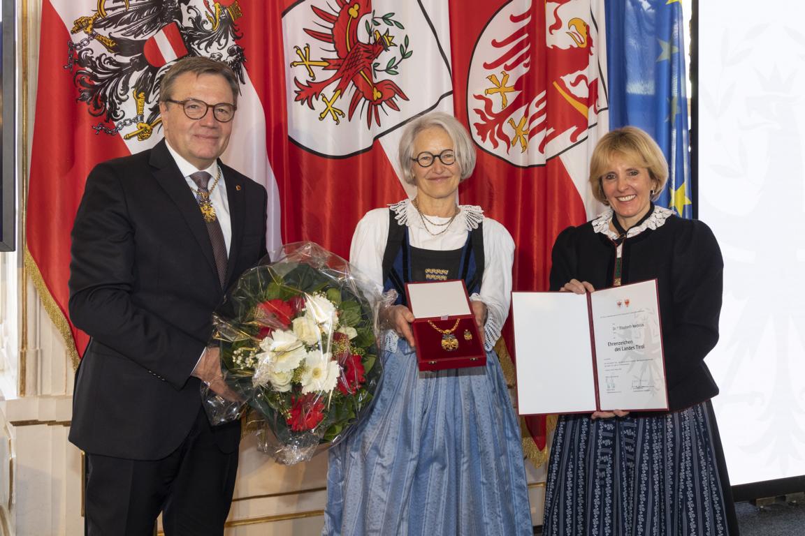 Ehrung Elisabeth Medicus, Foto: Land Tirol/Die Fotografen