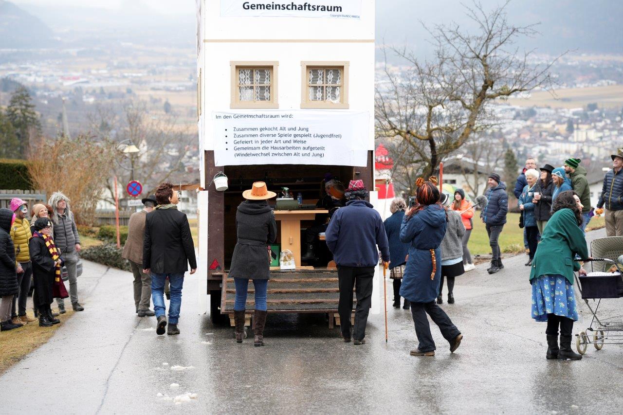 Sonnseitner Faschingsumzug Fotos: Maria Unterassiner - Bernhard Kurzthaler