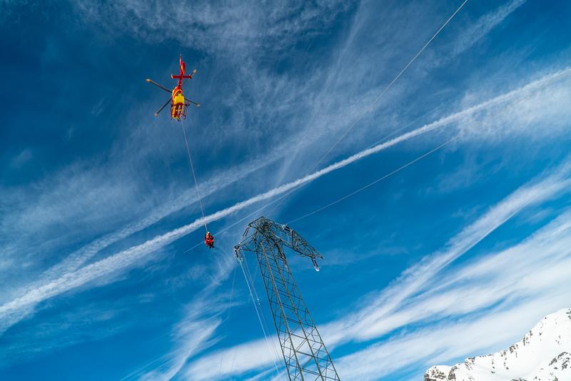 Abenteuer Arbeit: unter teilweise schwierigen Bedingungen wurden die Reparaturen durchgef&uuml;hrt.