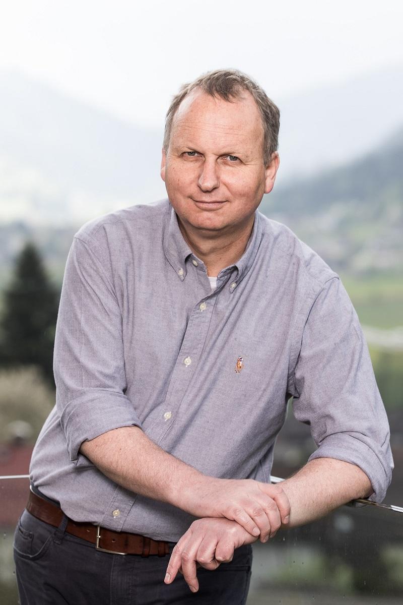 Martin Bacher setzt in seinem  Busunternehmen den Testbetrieb um. Foto: Bacher