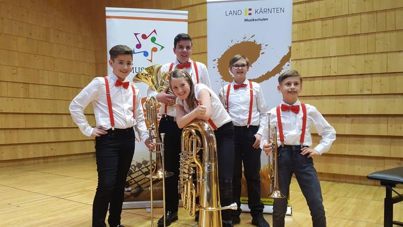 Auch das Blechbl&auml;serensemble &bdquo;NEXT GENERATION&ldquo; &uuml;berzeugte musikalisch in der AG I &ndash; die jungen Musiker erreichten ebenso einen ersten Preis mit Berechtigung zur Teilnahme am Bundeswettbewerb.