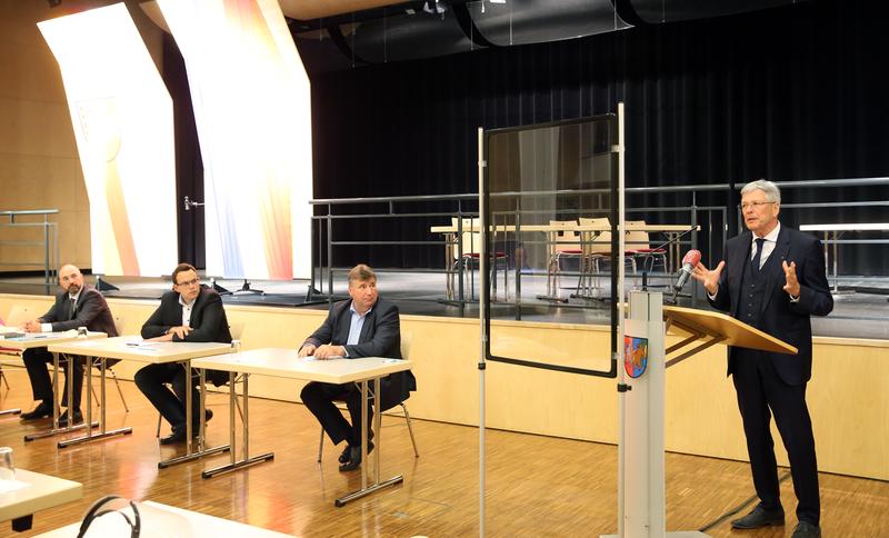 Landeshauptmann Peter Kaiser war prominenter Gast bei der Gemeinderatssitzung.