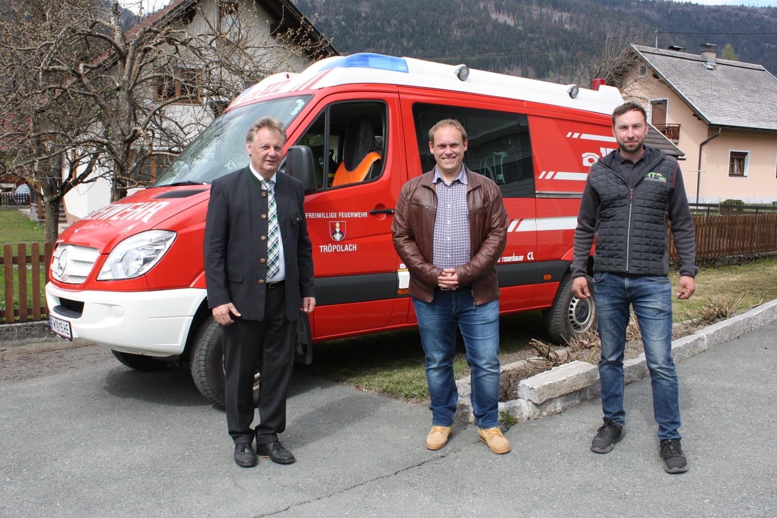 V. l.: Bgm. DI Leopold Astner, Kdt. Gerold Kratzer und Kdt.&ndash;Stv. Thomas Astner. Foto: Florian Jost