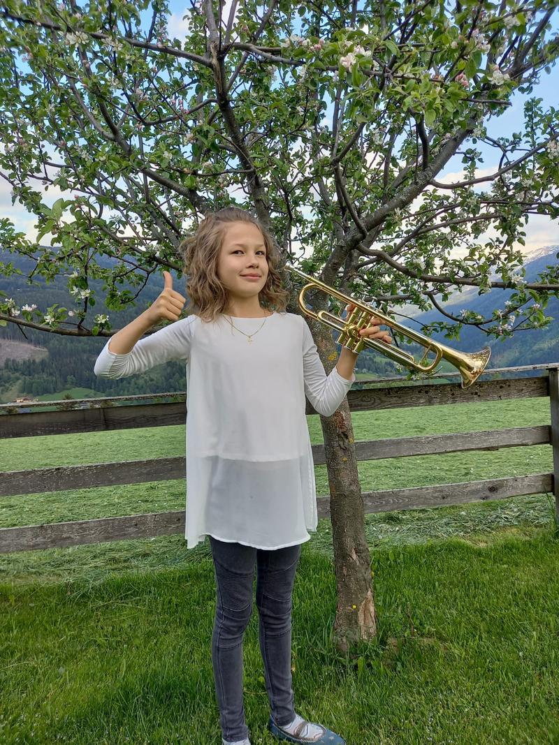 Ihre Abschlusspr&uuml;fungen in ihren Instrumental-F&auml;chern haben Carmen Neunegger, Franziska Lerchster und weitere rund 50 Musiksch&uuml;ler der Musikschule Lieser-/Maltatal hinter sich.
