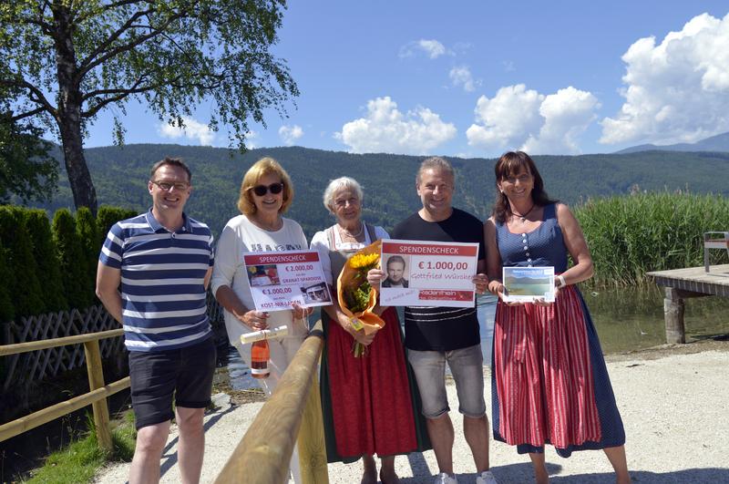 Er&ouml;ffnung der &bdquo;Seeber&uuml;hrungen&ldquo; mit Bgm. Michael Maier, Erna Wach, Johanna Kulterer, Gottfried W&uuml;rcher und Nag. Melanie Golob (TVB Radenthein). Foto: TVB Radenthein