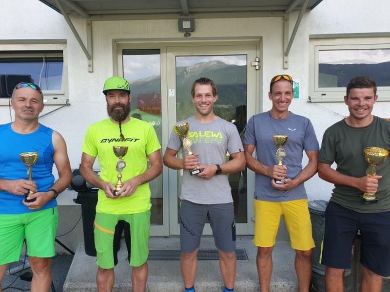 Die schnellsten Herren mit Christoph Hohenwarter in der Mitte.