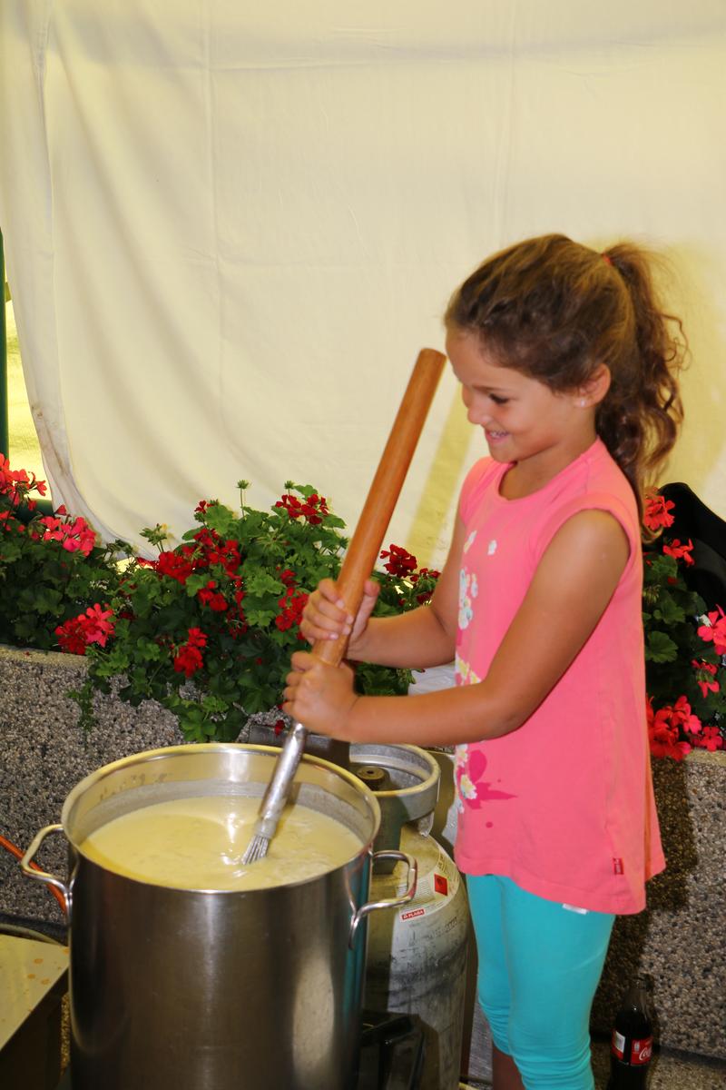 Ob in K&uuml;rbiskernkruste gebackenes Lammfilet, Heiligenbluter Kirchtagssuppe oder heuer neu: Lamm-Chili - f&uuml;r Liebhaber des zarten Fleisches blieben keine W&uuml;nsche offen.
