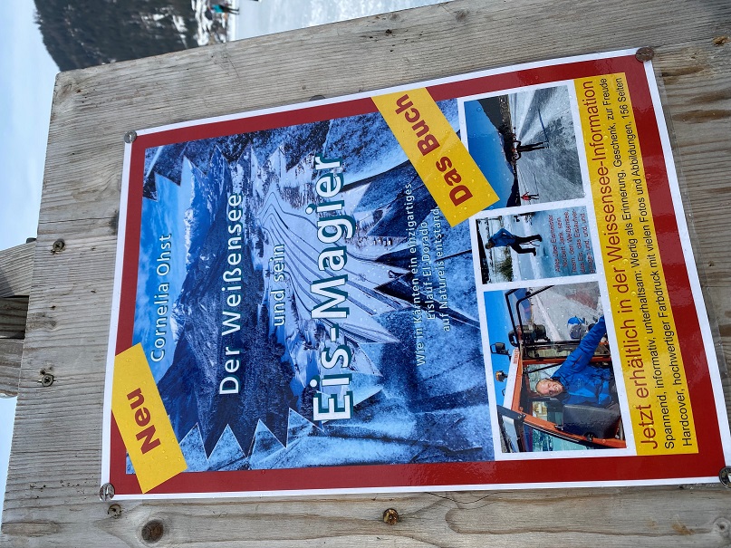 Der Wei&szlig;ensee und sein Eis-Magier, das Buch schrieb die deutsche Journalistin Cornelia Ohst.