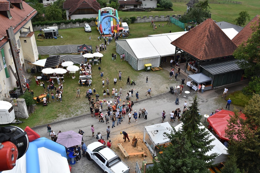 Hoch hinaus ging es mit der Drehleiter der FF Greifenburg.