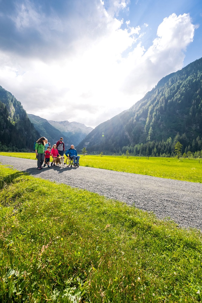 Rollstuhlgerecht ist jetzt der Weg zum Stappitzer See. Foto: Stabentheiner