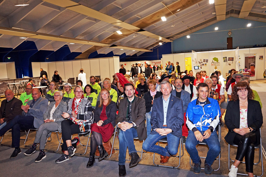 Viele Besucher auch bei der Er&ouml;ffnung