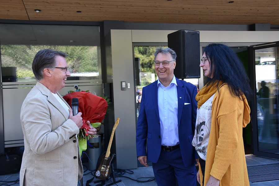 Bgm. Ewald Tschabitscher, Reinhold und Sonja Niescher.