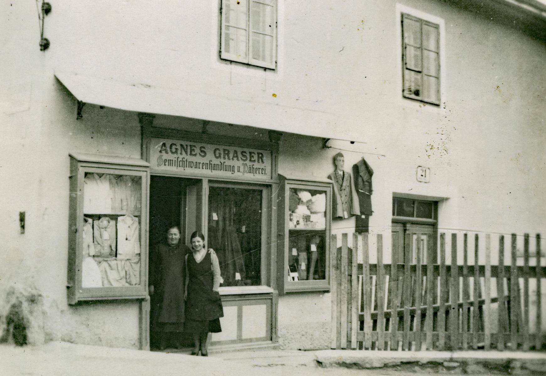 Gesch&auml;ft Agnes Graser in der M&uuml;hlgasse, Foto: aus der Sammlung Annunziata Ortner/TAP