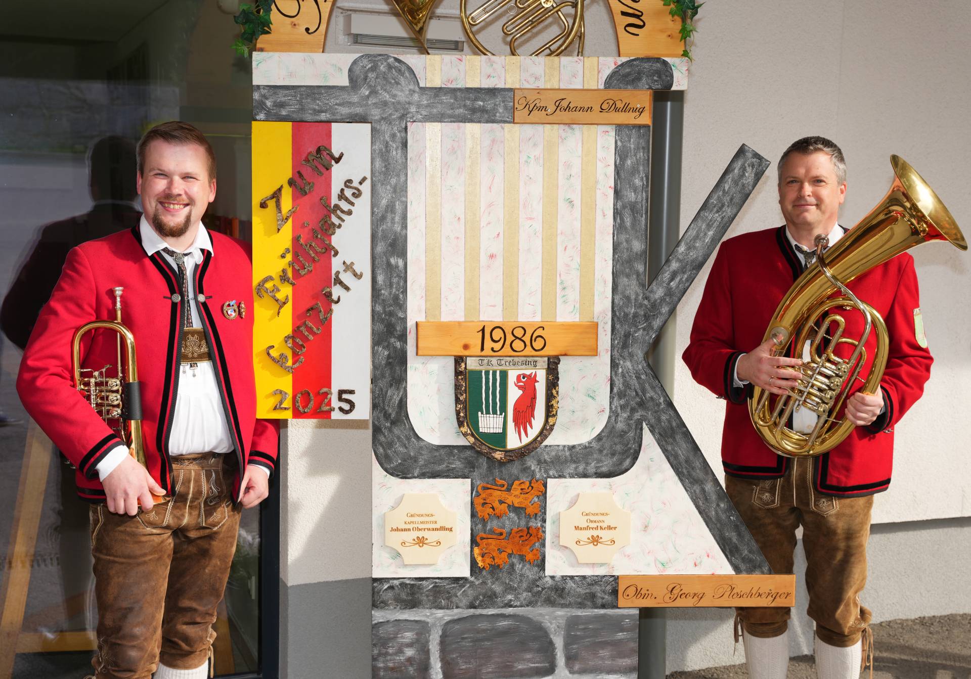 Obmann Georg Pleschberger und Kapellmeister Johann Dullnig.