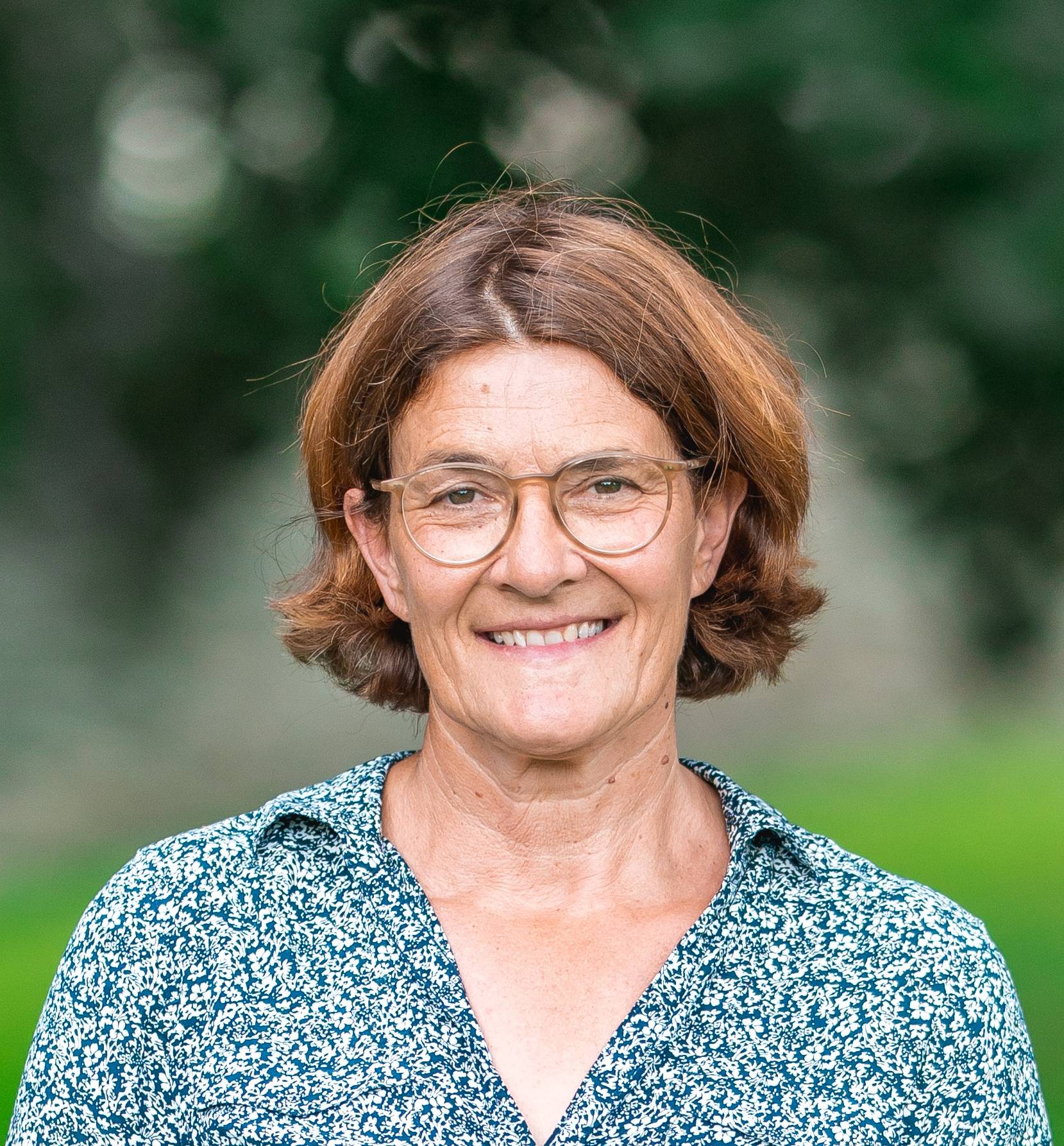 Gerlinde Krawanja-Ortner f&uuml;hrt zu seit dem Erdbeben verlassenen D&ouml;rfern in Friaul.