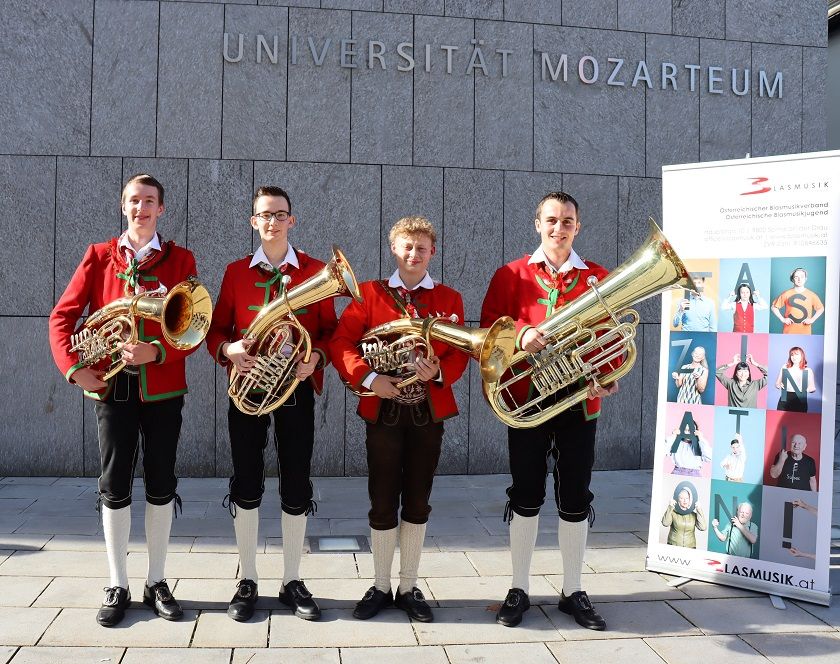Lesacht&aring;la LOW-Brass_1