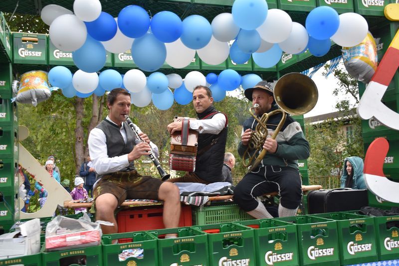 Das K&auml;sefest ist er&ouml;ffnet (31)