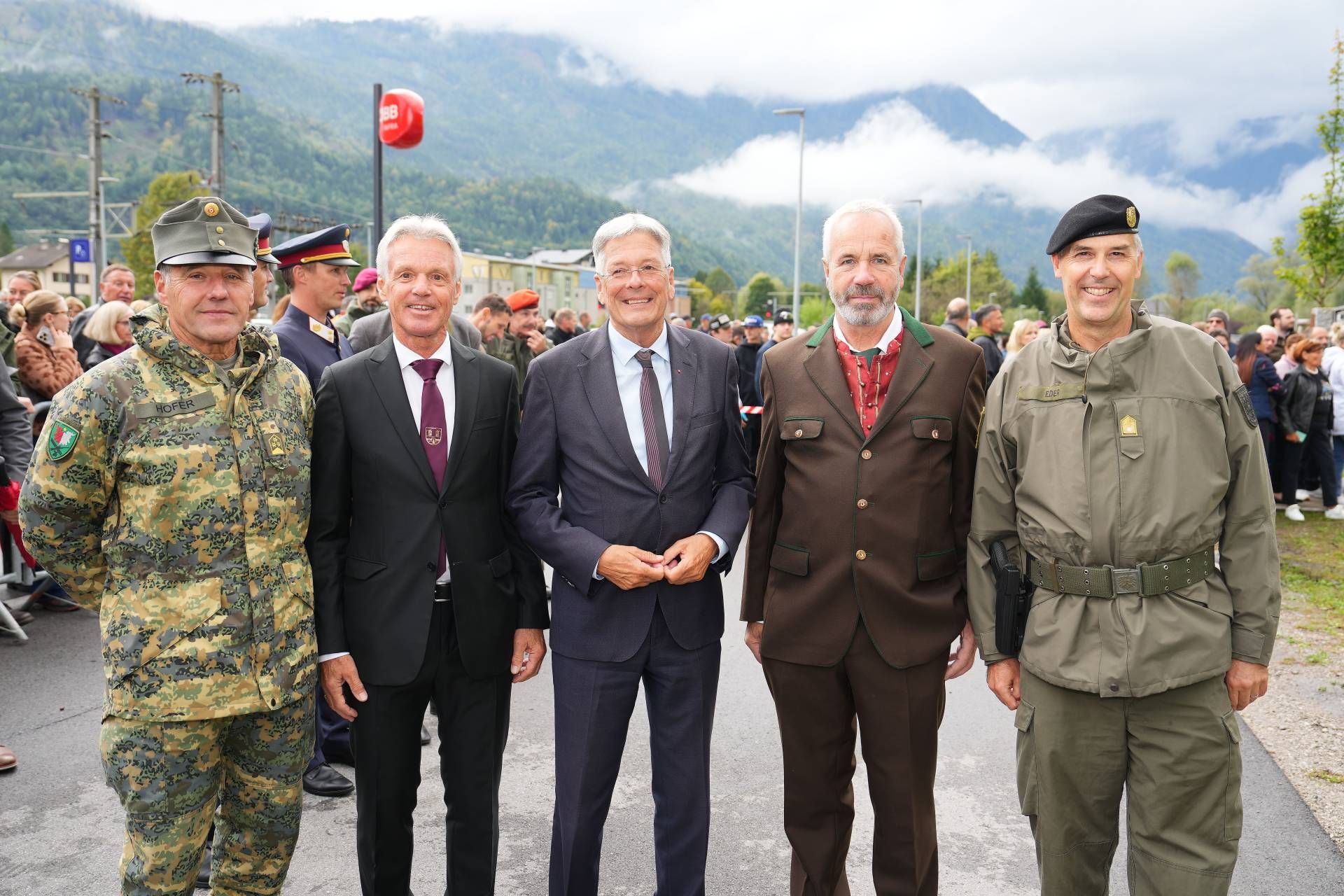Bataillonskommandant Udo Hofer (Spittal), Bgm. Stefan Brandst&auml;tter (Oberdrauburg), LH Peter Kaiser, Bgm. Johannes Pirker (Dellach), Milit&auml;rkommandant Philipp Eder.