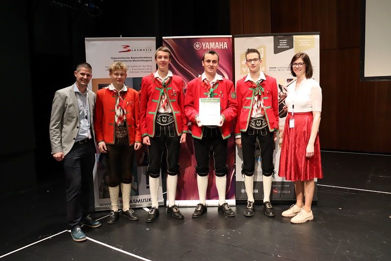 Die Lesacht&aring;la LOW-Brass bei der Preisverleihung.