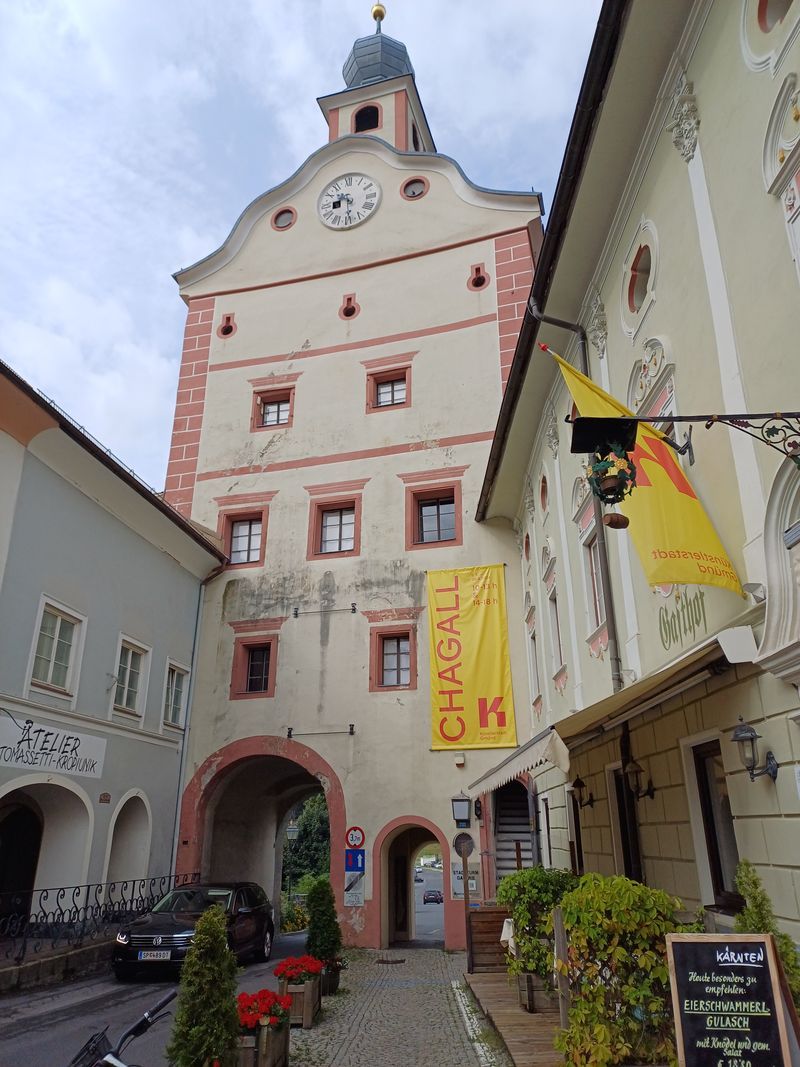 &Uuml;ber 30 Jahre beherbergte die Stadtturmgalerie die Hauptausstellung in Gm&uuml;nd. K&uuml;nftig wird sie Gastk&uuml;nstlern zur Verf&uuml;gung gestellt.