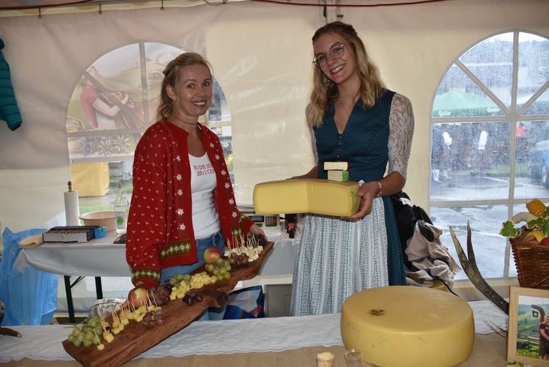 Das K&auml;sefest ist er&ouml;ffnet (7)