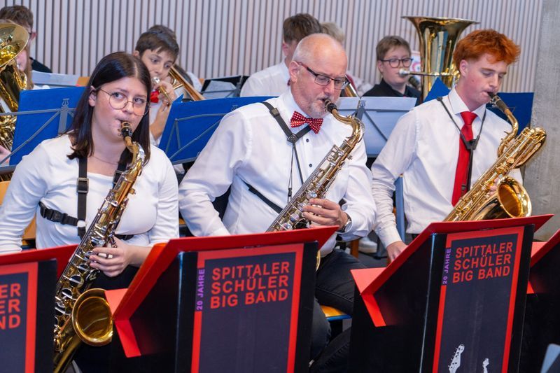Musikalisch umrahmte den Festakt die Spittaler Sch&uuml;ler-Bigband unter der Leitung von Hans Lassnig.