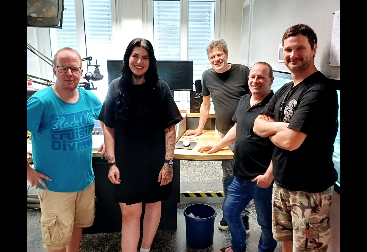 Kyera rockt mit Band ganz Osttirol