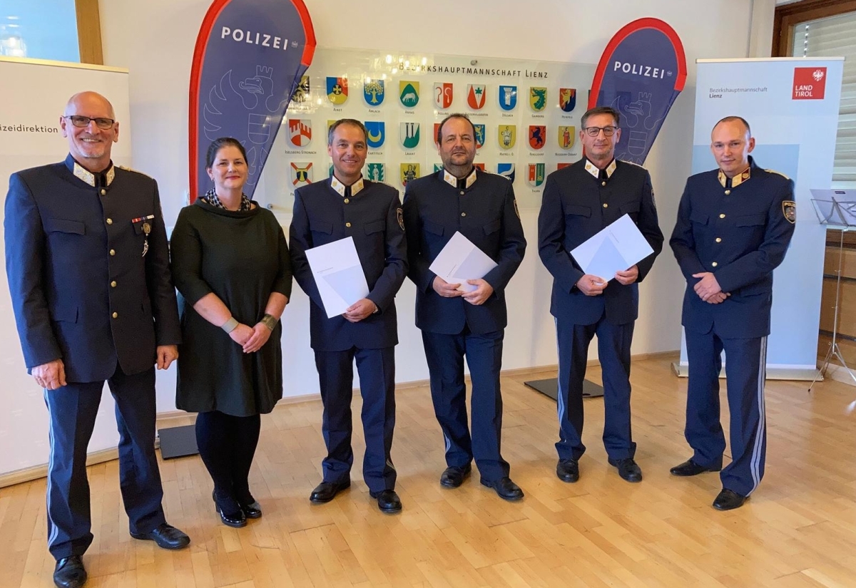 Dekrete f&uuml;r neue F&uuml;hrungsriege der Polizei in Osttirol