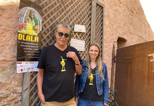 OLALA steht in den Startl&ouml;chern