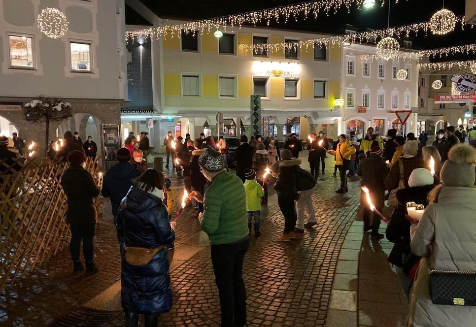 Lichtermeer in Lienz: Warum nehmen Sie daran teil?
