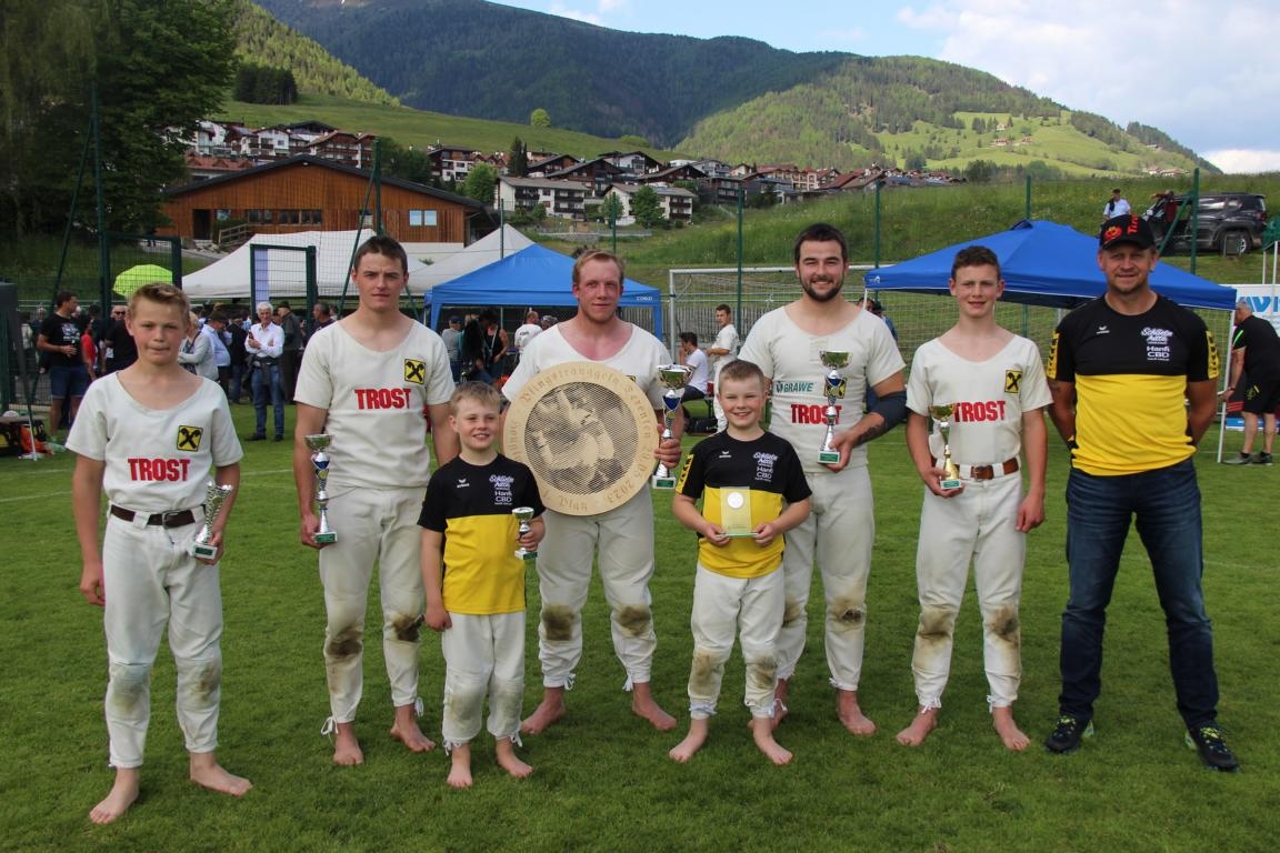 Medaillenregen f&uuml;r Osttiroler Ranggler