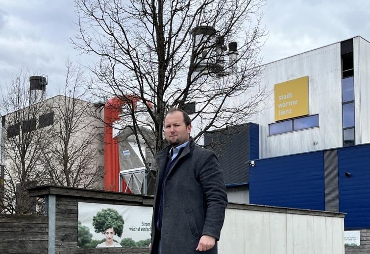 NEOS fordern Preissenkung bei der Stadtw&auml;rme Lienz