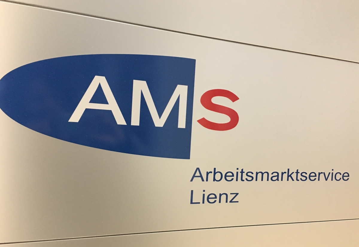 Nahezu Vollbesch&auml;ftigung am Tiroler Arbeitsmarkt