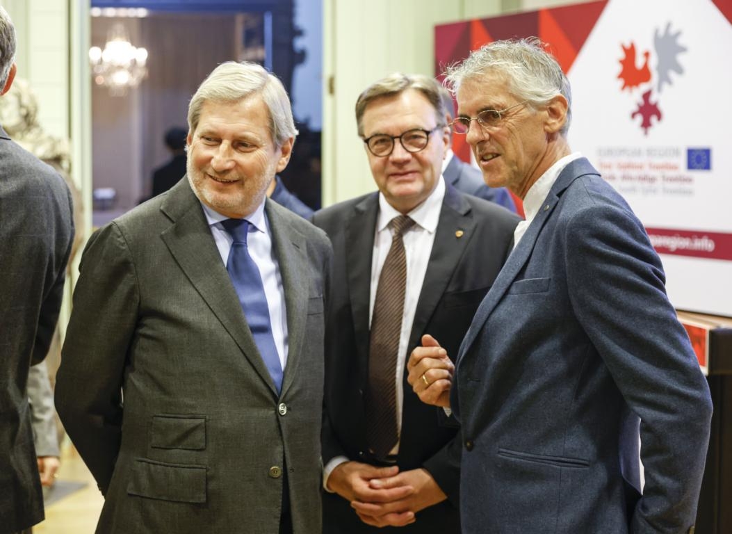 Global500-Werke von Lois Fasching segelten nach Br&uuml;ssel