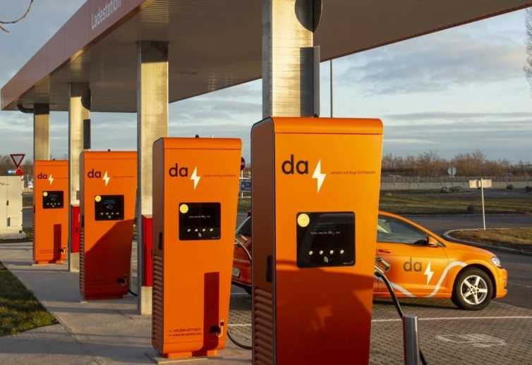 Gutmann plant Schnell-Ladepark in Lienz 