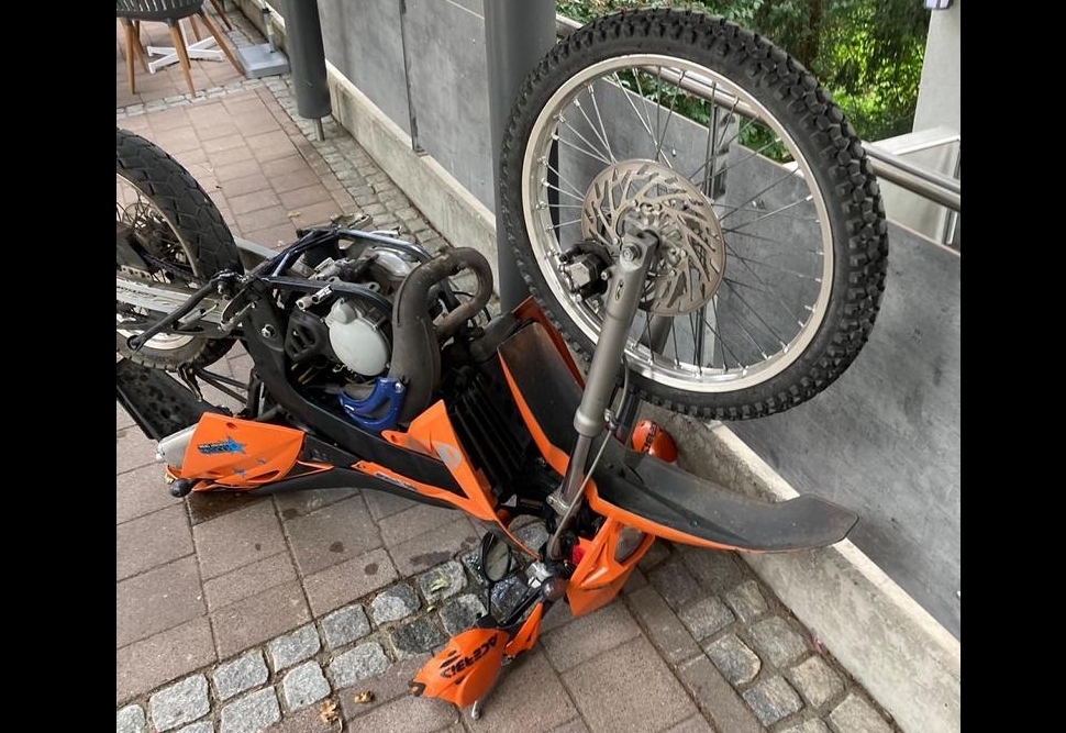 Sachbesch&auml;digung eines Mopeds in Winklern