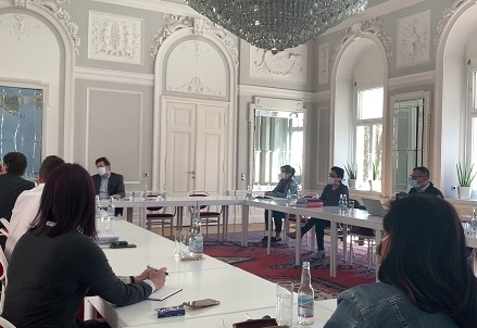 Land beriet weiteres Vorgehen in der Corona-Krise