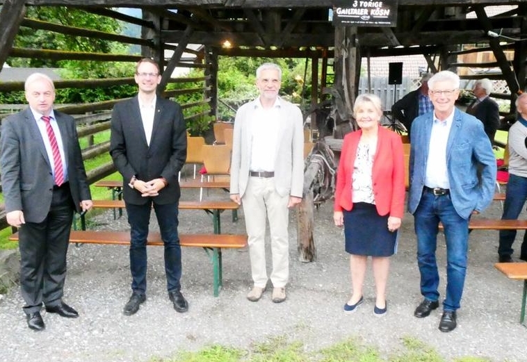 Geschichte unter&lsquo;m &bdquo;Kesndach&ldquo;