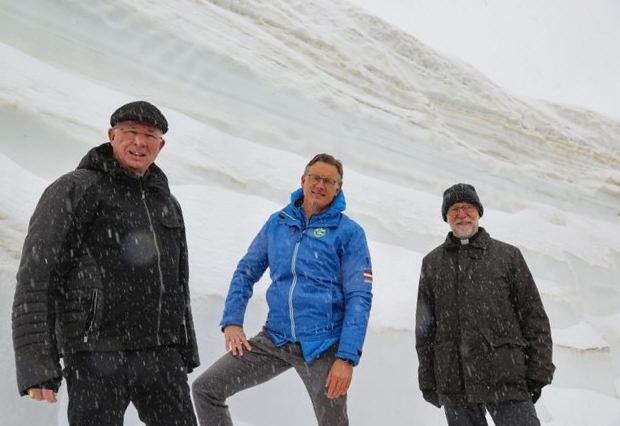 Durchstich geschafft