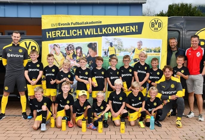 Borussia Dortmund-Fu&szlig;ballakademie zu Gast in Oberk&auml;rnten 