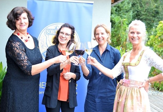 Pr&auml;sidentinnenwechsel beim Soroptimist-Club