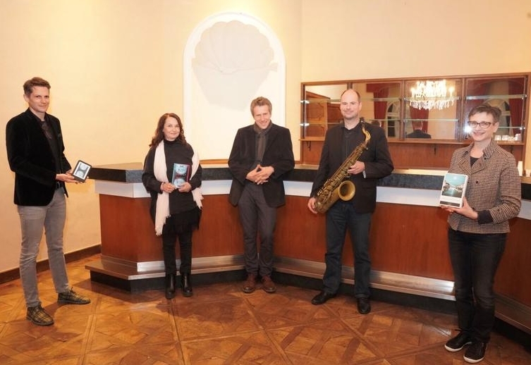 Spannende Buchpremiere