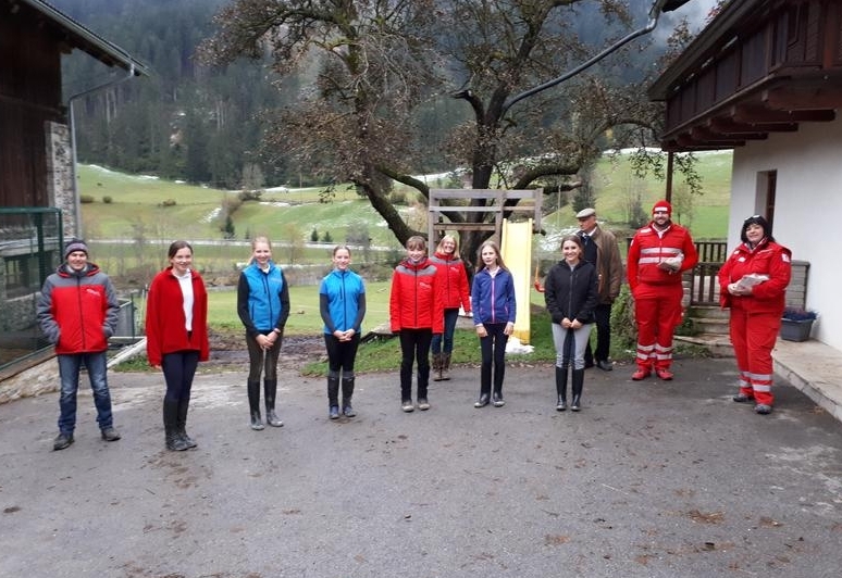 Wei&szlig;e Fahne hoch zu Ross